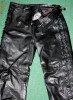 Pantaloni din piele cu snur pe margine. Marimea 42 (POZE REALE)