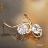 CERCEI eleganti, FILATI in AUR GALBEN de 14k cu o superba piatra Swarovski 8 x 8 mm ce straluceste INCREDIBIL! Superbi! Cadoul perfect!!! CERCEI eleganti, FILATI in AUR GALBEN de 14k cu o superba piatra Swarovski 8 x 8 mm ce straluceste INCREDIBIL! Superbi! Cadoul perfect!!!