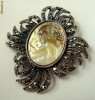 Brosa cu  camee paua shell si marcasite