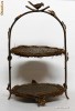 7004 Tava cu 2 etaje din nuiele cu toarta decor  metal, patina vechime