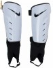 APARATORI FOTBAL NIKE TIEMPO PARK SHIELD (pret magazin 70 RON)