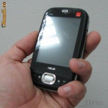Smartphone Asus P552 foto