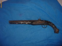 Pistol antic