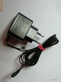 incarcator Nokia cu mufa subtire AC-3E