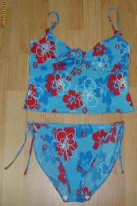 2 Costume De baie  2 Piese; Marimea S/M, Firma TCM!!! foto
