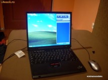 Laptop IBM ThinkPad T22 foto