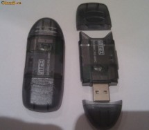 CITITOR DE CARDURI CARD READER SD/MMC/RS-MMC