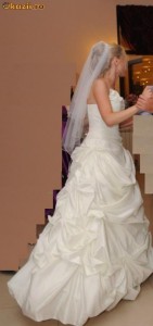 VAND ROCHIE DE MIREASA SUPERBA IVORY Miss Befany