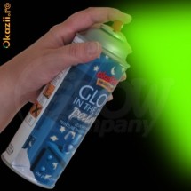 Spray fosforescent , lumineaza seara foto