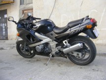 KAWASAKY  ZZR 400 CMC  AN 2000 STARE BUNA