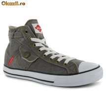 Comenzi www.sportsdirect.com /doar comisionul avans 15ron