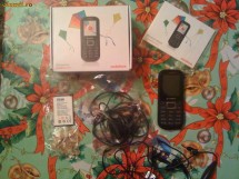 Vand Telefon Vodafone  351 NOU in cutie cu accesori si garantie foto