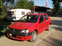 Vand Dacia Logan 2006  2900E negociabil