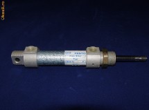 Cilindru pneumatic Festo DGS-16-25 P foto
