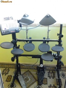 Vand tobe baterii electronice yamaha dtx II foto