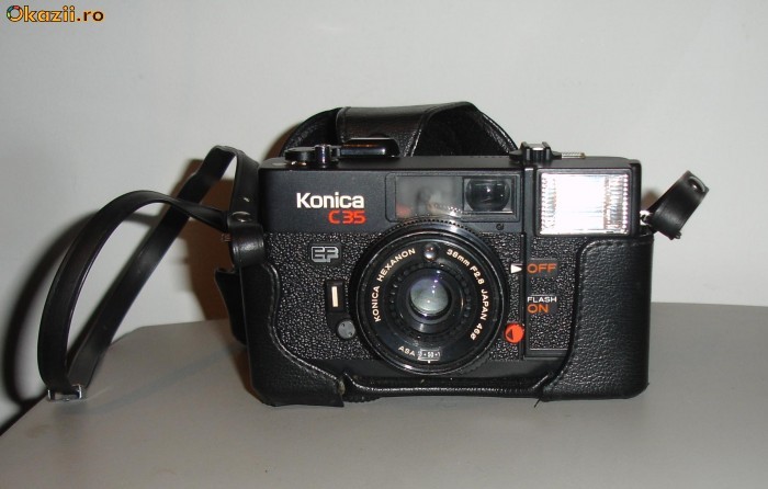 Konica C35 EF foto mare