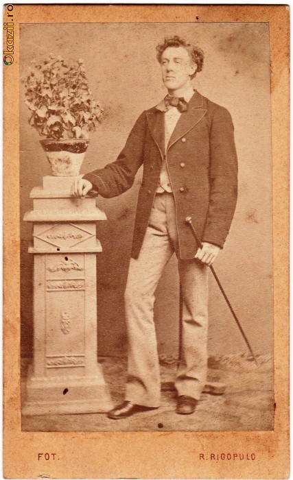 FOTOGRAFIE VECHE ,UNICA , RARA , PICTORUL R. RIGOPULO ,, PITTORE E FOTOGRAFO,, BRAILA ANUL 1877,ATELIER VECHI ,PIESA RARA foto mare