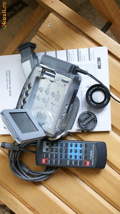 Camera Video Canon MV750i foto mare
