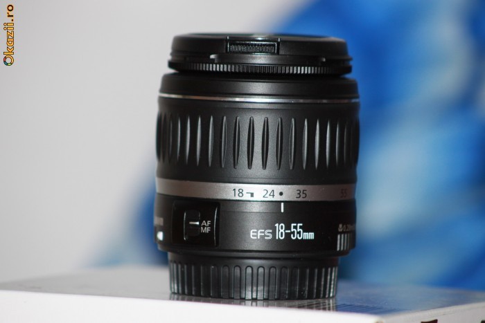 Obiectiv Canon EF-S 18-55 mm foto mare