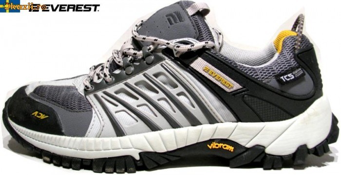 Adidas EVEREST profesionali made in suedia, NOI goretex foto mare