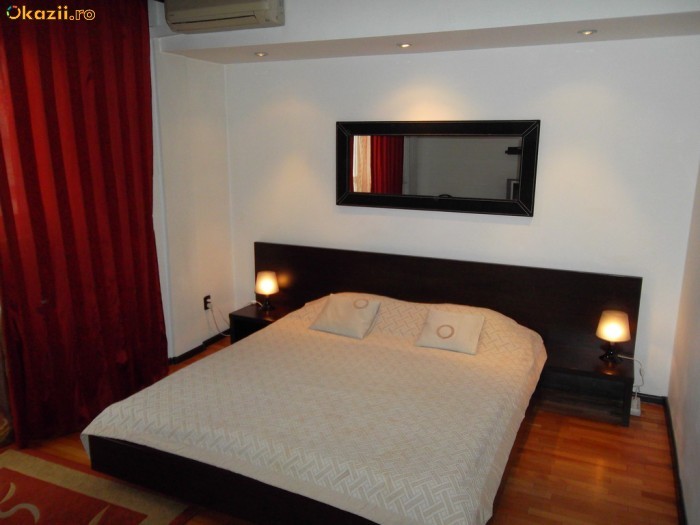 Cazare regim hotelier Piata Romana Bucuresti foto mare