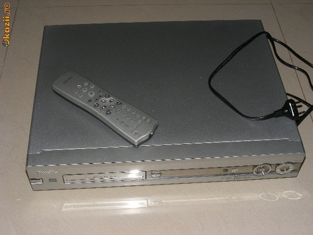 PHILIPS DVD RECORDER IMPECABIL MODEL DVDR75 foto mare