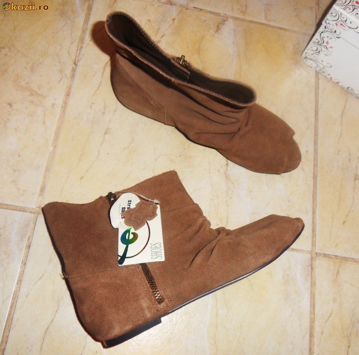 Botine piele intoarsa maro Stradivarius!NOI cu eticheta foto mare