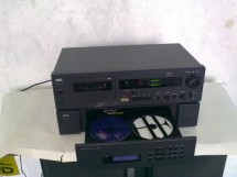 NAD 513 CD Changer 3 CD-uri