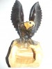 VULTUR  SCULPTAT IN LEMN