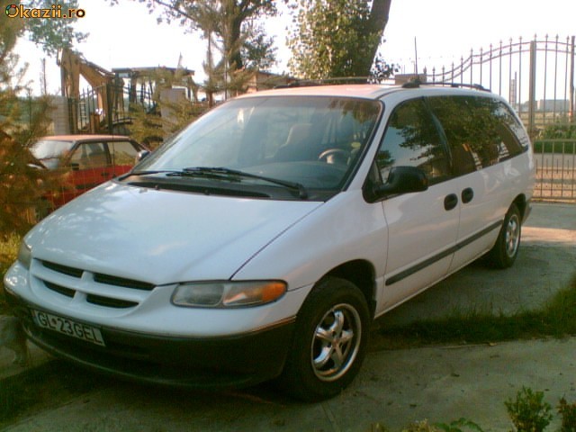 vand dodge grand caravan 7 locuri foto mare