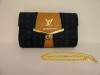 Oferta - Poseta LV Geanta de umar dama plic Louis Vuitton catifea albastra Gentuta de umar panza cu lant Louis Vuitton Made in France Model Nou 2013