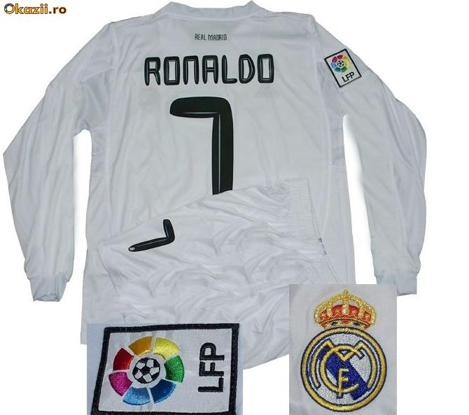 Echipament / Tricou Real Madrid ORIGINAL OFICIAL DE JOC - C. Ronaldo foto mare Echipament / Tricou Real Madrid ORIGINAL OFICIAL DE JOC - C. Ronaldo foto mare