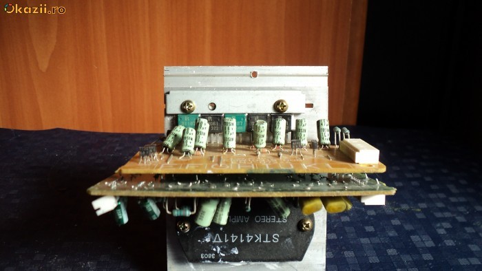 STK 4141 V , condensator, integrat tranzistori finali etc foto mare STK 4141 V , condensator, integrat tranzistori finali etc foto mare