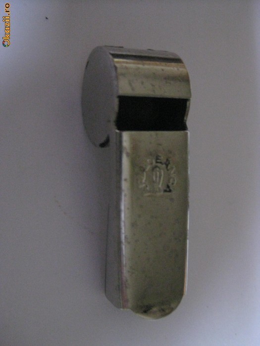 FLUIER METALIC ROMANESC MARCA ARADEANCA DIN ANII 70 foto mare FLUIER METALIC ROMANESC MARCA ARADEANCA DIN ANII 70 foto mare